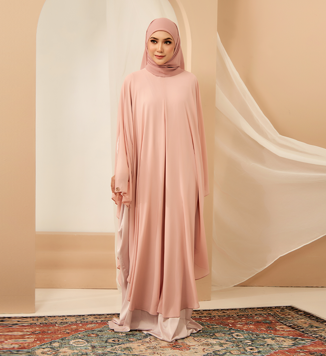 Lynda Rahim - Auliya Cape