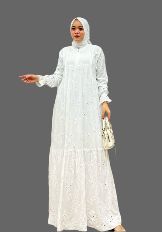 Ayunda Eyelet Longdress